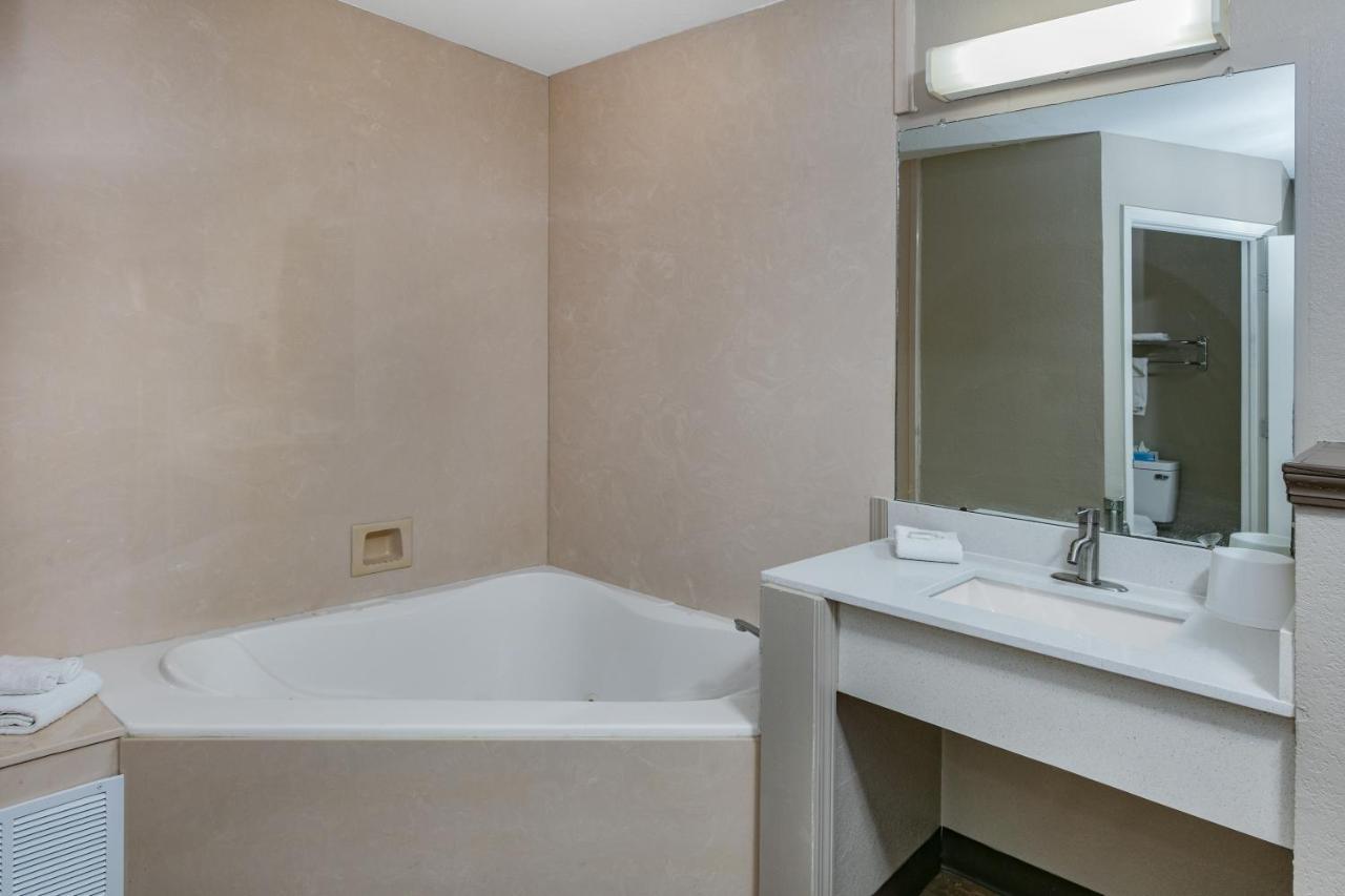 America Best Value Inn&Suites Moss Point Esterno foto